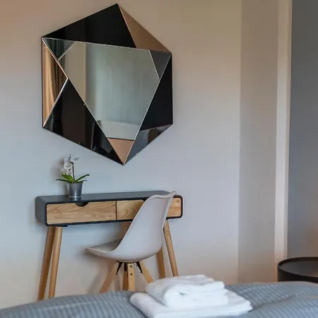 Rr - 80qm - Balcony - Washer