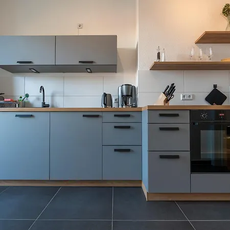 Rr - 80qm - Balcony - Washer *